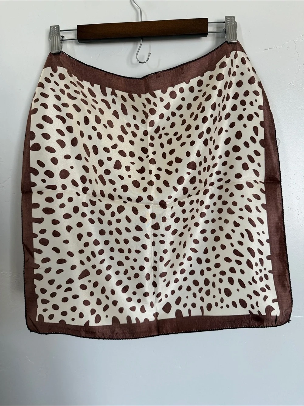 Giraffe Print Satin Shimmer Silky Bandana Headband Square Scarf Neck Silk Wrap